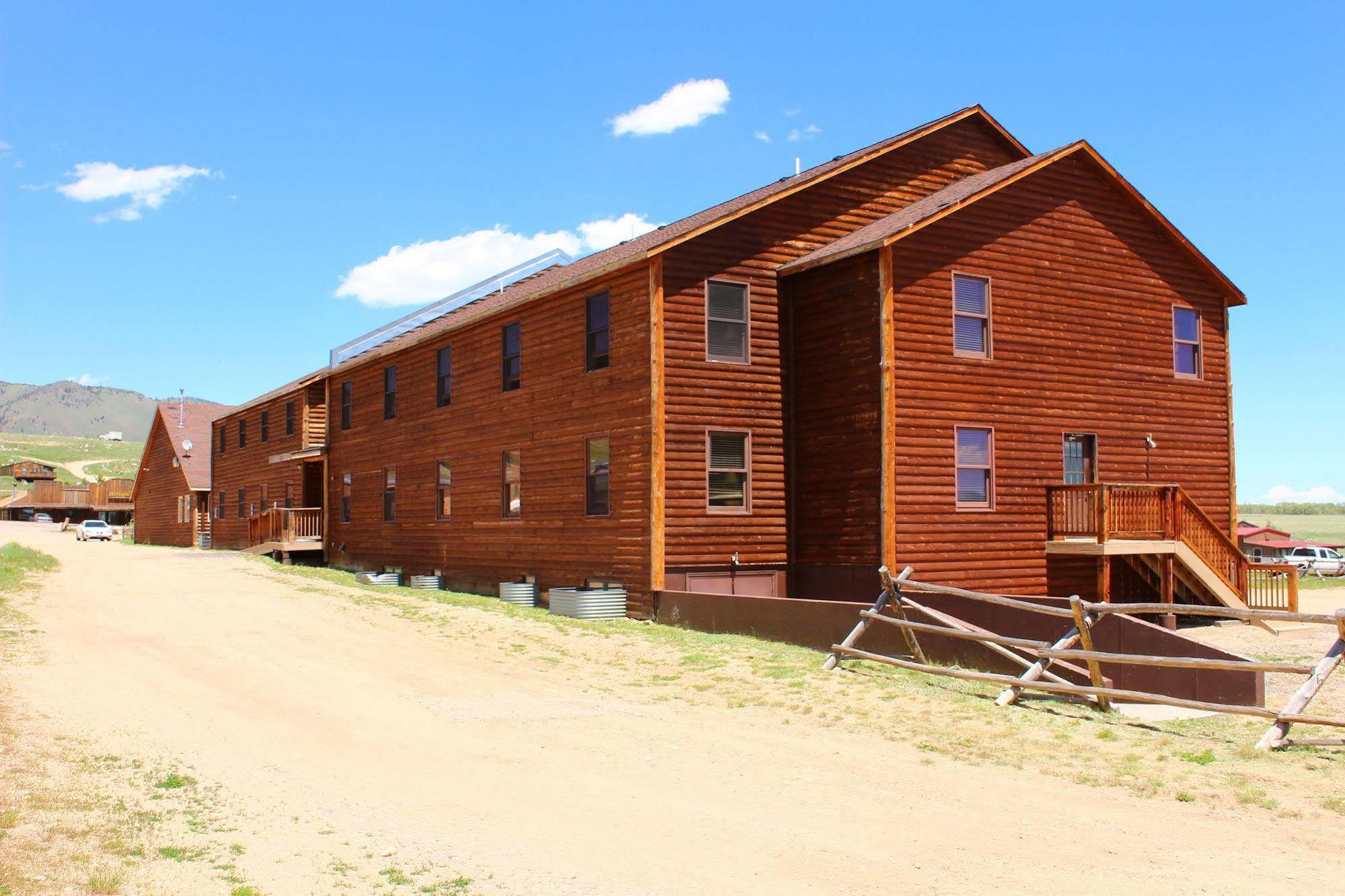 Old Corral Hotel Centennial Exterior photo
